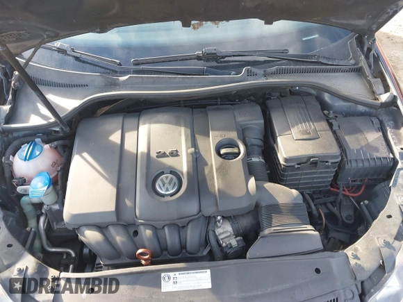 2010 Volkswagen Jetta SportWagen SE with VIN 3VWTZ7AJ5AM663711, listed as a IAAI auction lot 41238050 with 125,288 mi miles. Bid and sale history available at carsss.com. Image 10.