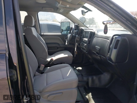 2018 Chevrolet Silverado 1500 Work Truck with VIN 3GCUKNEC6JG463656, listed as a IAAI auction lot 41621657 with 151,580 mi miles. Bid and sale history available at carsss.com. Image 5.