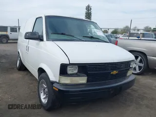 2003 Chevrolet Astro Cargo Van with VIN 1GCDM19X43B125281, listed as a IAAI auction lot 41670414 with 272,733 mi miles. Bid and sale history available at carsss.com. Image 1.
