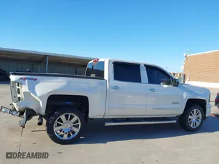 2015 Chevrolet Silverado 1500 High Country with VIN 3GCUKTEC9FG167929, listed as a IAAI auction lot 41668399 with 220,194 mi miles. Bid and sale history available at carsss.com. Image 13.