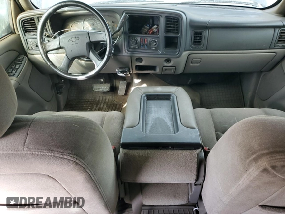 2004 Chevrolet Suburban LS with VIN 3GNGK26U54G216482, listed as a Copart auction lot 46129495 with 180,551 mi miles and Salvage Title. Bid and sale history available at carsss.com. Image 8.