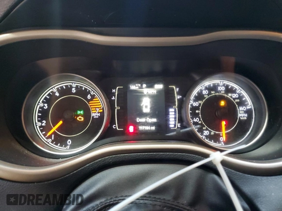 2017 Jeep Cherokee Latitude z VIN 1C4PJLCB5HW554279, wystawiony jako Copart lot #56972145 z przebiegiem 117 164 mil mil oraz Szkoda całkowita • Salvage title. Historia ofert i sprzedaży dostępna na DreamBid. Obrazek 9.