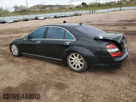 2008 Mercedes-Benz S 550 z VIN WDDNG86X38A214268, wystawiony jako Copart lot #56049625 z przebiegiem 99 301 mil mil oraz Szkoda całkowita • Salvage title. Historia ofert i sprzedaży dostępna na DreamBid. Obrazek 2.
