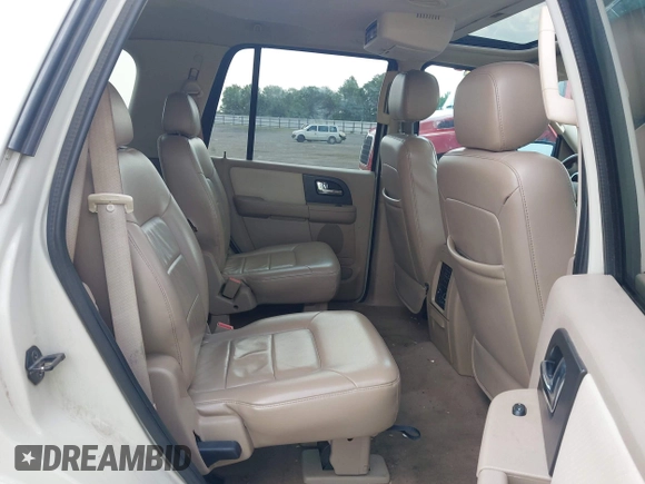 2005 Ford Expedition Limited with VIN 1FMFU20545LA72293, listed as a IAAI auction lot 42447989 with 182,117 mi miles and . Bid and sale history available at DreamBid. Image 8.