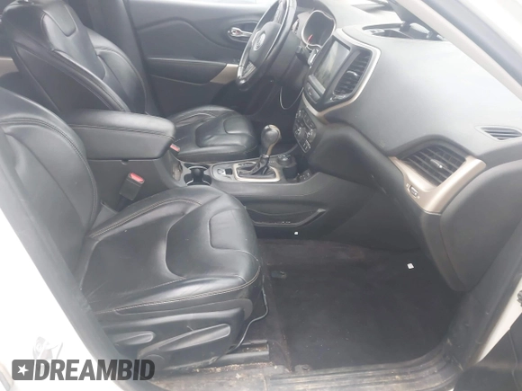 2018 Jeep Cherokee Limited with VIN 1C4PJMDB8JD613833, listed as a IAAI auction lot 40831461 with 134,497 mi miles. Bid and sale history available at carsss.com. Image 5.