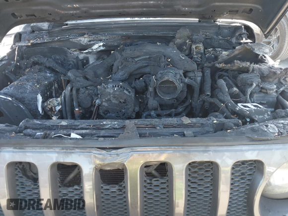 2019 Jeep Wrangler Unlimited Sport S with VIN 1C4HJXDG2KW558562, listed as a IAAI auction lot 42100717 with Not provided miles and . Bid and sale history available at DreamBid. Image 10.