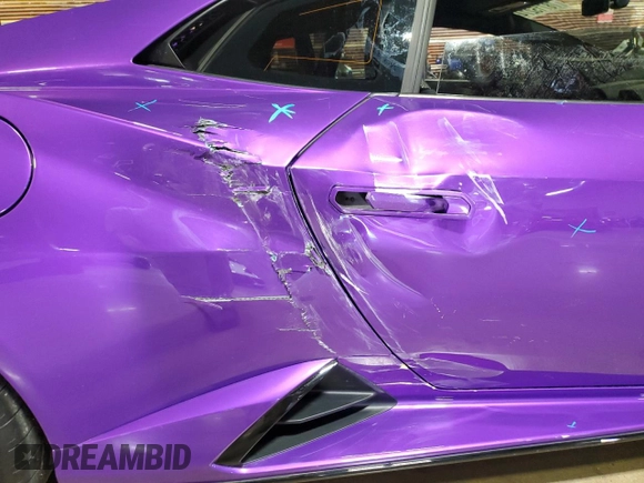2023 Lamborghini Huracan z VIN ZHWUA6ZX7PLA21724, wystawiony jako Copart lot #78715274 z przebiegiem 1 203 mil mil oraz Szkoda całkowita • Salvage title. Historia ofert i sprzedaży dostępna na DreamBid. Obrazek 12.