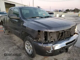 2010 Chevrolet Silverado 1500 LS with VIN 1GCSCREA9AZ177245, listed as a Copart auction lot 87244714 with 268,973 mi miles and Salvage Title. Bid and sale history available at carsss.com. Image 4.