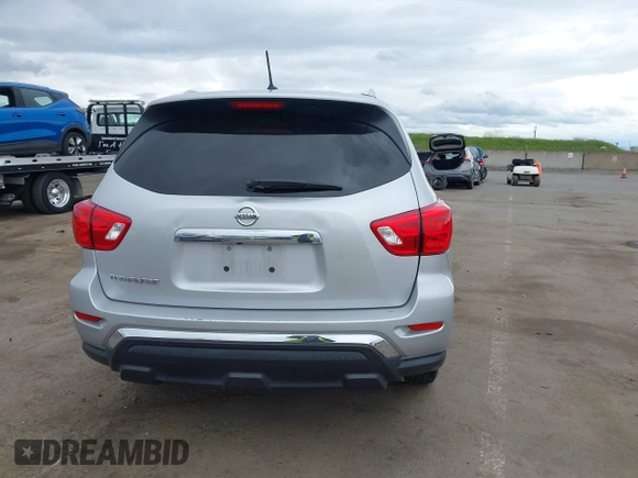 2018 Nissan Pathfinder SL with VIN 5N1DR2MN6JC612384, listed as a IAAI auction lot 41787986 with 149,247 mi miles. Bid and sale history available at carsss.com. Image 16.