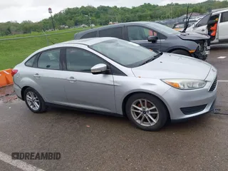 2015 Ford Focus SE с VIN 1FADP3F26FL254588, выставлен на аукционе IAAI как лот 42146381 с пробегом 99 280 миль миль и . История ставок и продаж доступна на DreamBid. Изображение 13.