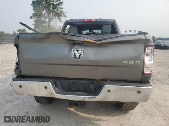 2015 Ram 2500 Tradesman with VIN 3C6UR5CL2FG514129, listed as a Copart auction lot 58811515 with 98,492 mi miles and Salvage title. Bid and sale history available at DreamBid. Image 6.