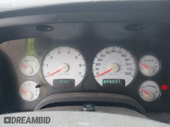 2005 Dodge 1500 ST z VIN 1D7HA16K65J603640, wystawiony jako IAAI lot #42327137 z przebiegiem 92 366 mil mil oraz . Historia ofert i sprzedaży dostępna na DreamBid. Obrazek 7.