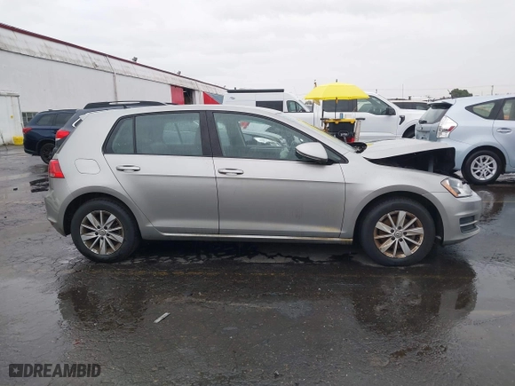 2015 Volkswagen Golf TSI SEL with VIN 3VW217AU5FM057121, listed as a IAAI auction lot 40735047 with 84,185 mi miles. Bid and sale history available at carsss.com. Image 13.
