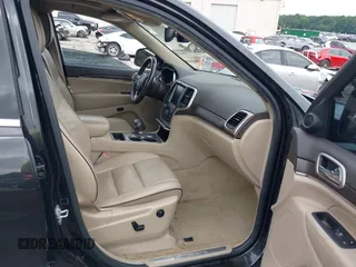 2015 Jeep Grand Cherokee Overland с VIN 1C4RJECG4FC640438, выставлен на аукционе IAAI как лот 42484568 с пробегом 174 869 миль миль и . История ставок и продаж доступна на DreamBid. Изображение 5.