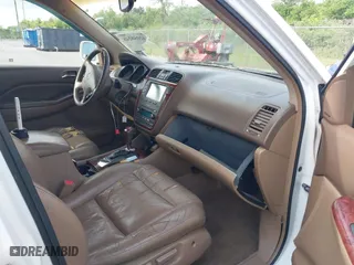 2005 Acura MDX Touring with VIN 2HNYD18695H545777, listed as a IAAI auction lot 42050248 with 207,377 mi miles. Bid and sale history available at carsss.com. Image 5.