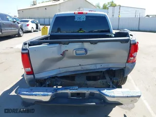 2005 Chevrolet Silverado 1500 LS with VIN 2GCEC13TX51171276, listed as a IAAI auction lot 41861847 with 163,237 mi miles. Bid and sale history available at carsss.com. Image 16.