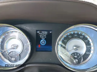2014 Chrysler 300 C with VIN 2C3CCAKT9EH171614, listed as a IAAI auction lot 39747704 with 129,156 mi miles and . Bid and sale history available at carsss.com. Image 7.