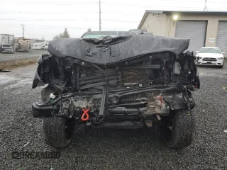 2021 GMC Sierra 1500 AT4 with VIN 1GTU9EET3MZ214568, listed as a Copart auction lot 83029864 with 0 mi miles and Salvage Title. Bid and sale history available at carsss.com. Image 5.
