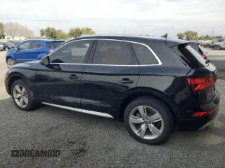 2019 Audi Q5 Premium Plus with VIN WA1BNAFY3K2076956, listed as a Copart auction lot 76381344 with 114,110 mi miles and Non Repairable. Bid and sale history available at carsss.com. Image 2.