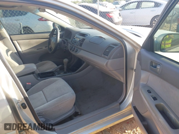 2003 Toyota Camry LE with VIN 4T1BE32KX3U224721, listed as a IAAI auction lot 42165503 with 277,466 mi miles and . Bid and sale history available at DreamBid. Image 5.