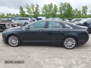 2013 Lincoln MKZ with VIN 3LN6L2G9XDR810996, listed as a IAAI auction lot 42370470 with 167,611 mi miles and . Bid and sale history available at DreamBid. Image 14.