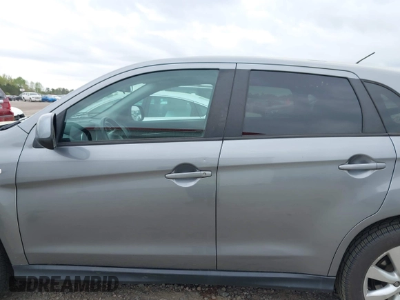 2015 Mitsubishi Outlander Sport ES with VIN 4A4AP3AU5FE062047, listed as a IAAI auction lot 41920635 with 107,880 mi miles. Bid and sale history available at carsss.com. Image 15.