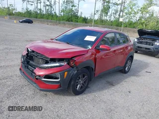 2021 Hyundai Kona SE with VIN KM8K12AA1MU638664, listed as a IAAI auction lot 41956922 with 91,086 mi miles and . Bid and sale history available at carsss.com. Image 2.