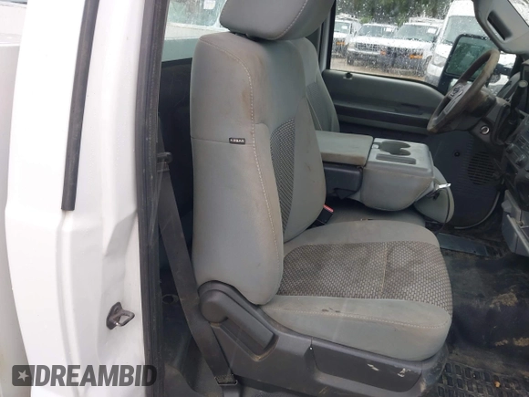 2011 Ford F-250 XL with VIN 1FTBF2A60BEC74410, listed as a IAAI auction lot 42175449 with 147,590 mi miles and . Bid and sale history available at DreamBid. Image 8.