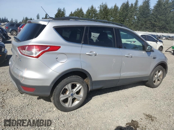 2013 Ford Escape SE z VIN 1FMCU9G9XDUD02545, wystawiony jako Copart lot #52123545 z przebiegiem 137 841 mil mil oraz Szkoda całkowita • Salvage title. Historia ofert i sprzedaży dostępna na DreamBid. Obrazek 3.