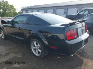 2007 Ford Mustang GT Deluxe with VIN 1ZVFT82H375246120, listed as a IAAI auction lot 42402065 with 160,902 mi miles and . Bid and sale history available at DreamBid. Image 3.