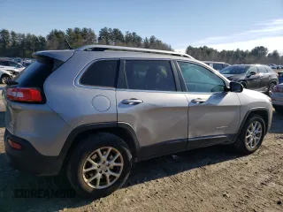 2015 Jeep Cherokee North with VIN 1C4PJMCB3FW702903, listed as a Copart auction lot 43184835 with 152,059 mi miles and Clean Title. Bid and sale history available at carsss.com. Image 3.