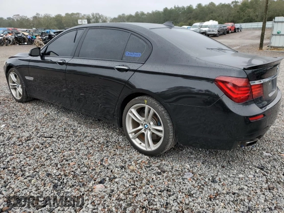 2013 BMW 7 Series 750Li z VIN WBAYE8C53DD131817, wystawiony jako Copart lot #79615564 z przebiegiem 125 737 mil mil oraz Szkoda całkowita • Salvage title. Historia ofert i sprzedaży dostępna na DreamBid. Obrazek 2.