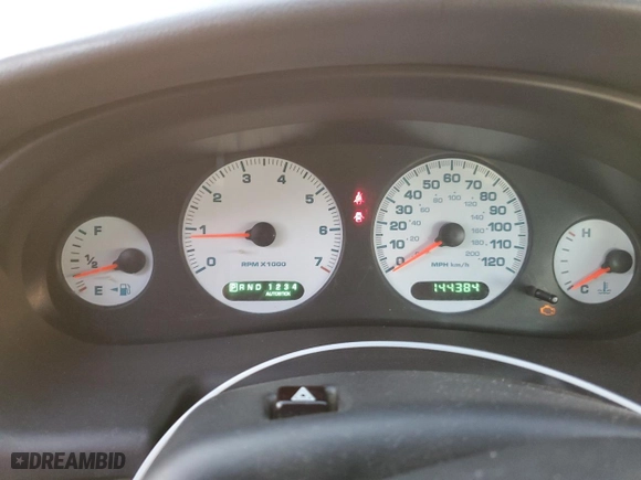 2000 Dodge Intrepid ES with VIN 2B3HD56J9YH178857, listed as a Copart auction lot 83718174 with 144,384 mi miles and Clean Title. Bid and sale history available at carsss.com. Image 9.