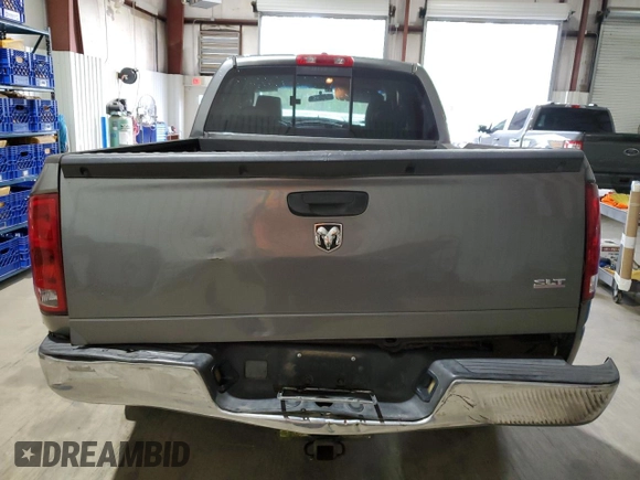 2006 Dodge 1500 SLT z VIN 1D7HA18N56S630914, wystawiony jako Copart lot #50629125 z przebiegiem 249 444 mil mil oraz Szkoda całkowita • Salvage title. Historia ofert i sprzedaży dostępna na DreamBid. Obrazek 6.
