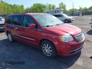 2013 Chrysler Town & Country Touring with VIN 2C4RC1BG8DR776192, listed as a IAAI auction lot 42245583 with 101,684 mi miles and . Bid and sale history available at DreamBid. Image 1.