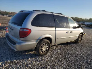 2007 Chrysler Town & Country LWB Touring with VIN 2A4GP54L97R153160, listed as a Copart auction lot 74338364 with 102,657 mi miles and Salvage Title. Bid and sale history available at carsss.com. Image 3.