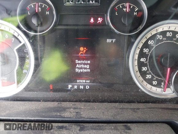 2015 Ram 1500 Big Horn z VIN 1C6RR6LTXFS784956, wystawiony jako IAAI lot #42265974 z przebiegiem 97 839 mil mil oraz . Historia ofert i sprzedaży dostępna na DreamBid. Obrazek 7.
