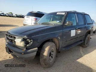 1998 Ford Explorer XL z VIN 1FMZU32E7WZC17972, wystawiony jako Copart lot #54849515 z przebiegiem 192 928 mil mil oraz Szkoda całkowita • Salvage title. Historia ofert i sprzedaży dostępna na DreamBid. Obrazek 1.