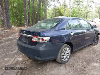 2012 Toyota Corolla L with VIN 2T1BU4EE6CC836284, listed as a IAAI auction lot 42135869 with 197,099 mi miles. Bid and sale history available at carsss.com. Image 4.