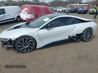 2016 BMW i8 with VIN WBY2Z2C53GV675600, listed as a IAAI auction lot 42079477 with 26,756 mi miles. Bid and sale history available at carsss.com. Image 17.