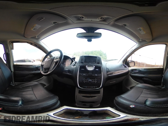 2015 Chrysler Town & Country Touring L with VIN 2C4RC1CG8FR522404, listed as a IAAI auction lot 41932426 with 165,092 mi miles and . Bid and sale history available at DreamBid. Image 18.