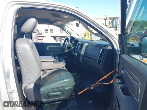 2013 Ram 1500 Tradesman with VIN 3C6JR6AP1DG543584, listed as a IAAI auction lot 42137202 with 233,285 mi miles and . Bid and sale history available at DreamBid. Image 5.