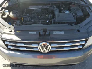 2018 Volkswagen Tiguan S with VIN 3VV1B7AX4JM037328, listed as a Copart auction lot 50067275 with 213,669 mi miles and Clean Title. Bid and sale history available at carsss.com. Image 12.