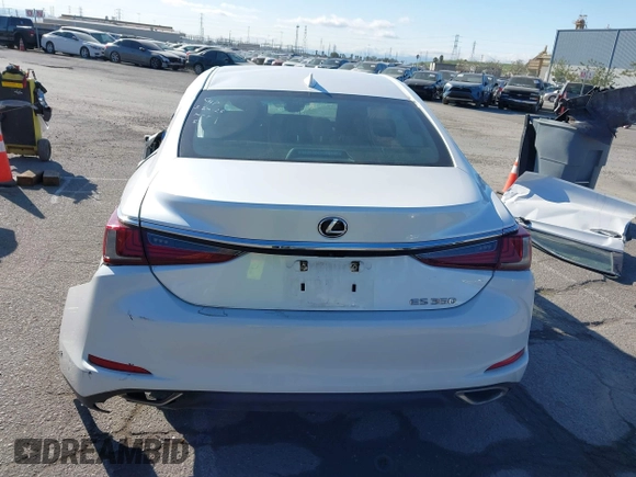 2022 Lexus ES with VIN 58ACZ1B16NU122915, listed as a IAAI auction lot 41891989 with 67,335 mi miles. Bid and sale history available at carsss.com. Image 17.