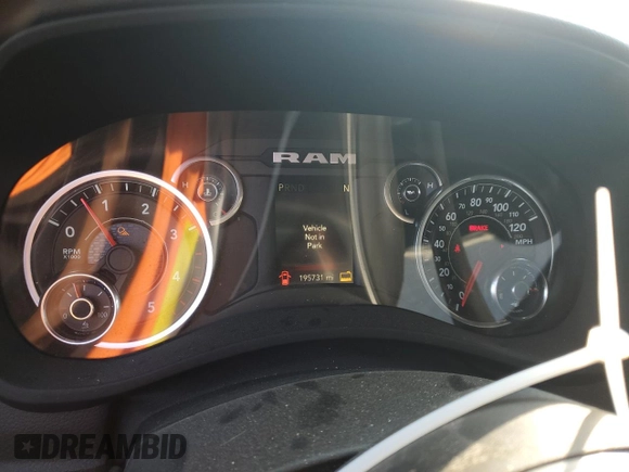 2019 Ram 2500 Big Horn with VIN 3C6UR5JL8KG642999, listed as a Copart auction lot 63288114 with 195,731 mi miles and Salvage Title. Bid and sale history available at carsss.com. Image 9.