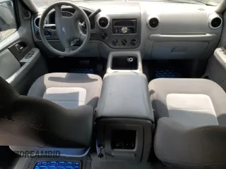 2004 Ford Expedition XLT z VIN 1FMFU16WX4LB76652, wystawiony jako Copart lot #55410695 z przebiegiem Nie podano mil oraz Szkoda całkowita • Salvage title. Historia ofert i sprzedaży dostępna na DreamBid. Obrazek 8.
