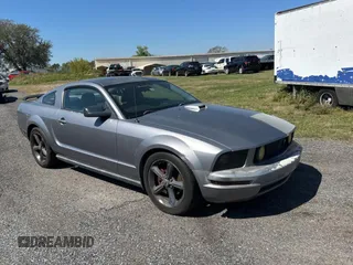 2007 Ford Mustang Deluxe with VIN 1ZVFT80N975342231, listed as a Copart auction lot 47273455 with 175,676 mi miles and Clean Title. Bid and sale history available at carsss.com. Image 1.