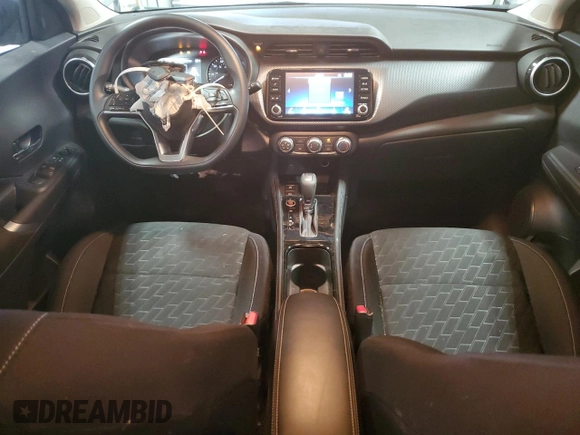 2024 Nissan Kicks SV z VIN 3N1CP5CV6RL495224, wystawiony jako Copart lot #58130655 z przebiegiem 7 927 mil mil oraz Szkoda całkowita • Salvage title. Historia ofert i sprzedaży dostępna na DreamBid. Obrazek 8.