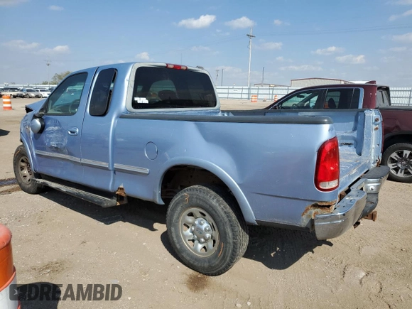 1998 Ford F-250 с VIN 1FTPX28L6WKB05420, выставлен на аукционе Copart как лот 72421204 с пробегом 166 399 миль миль и Списание • Salvage title. История ставок и продаж доступна на DreamBid. Изображение 2.