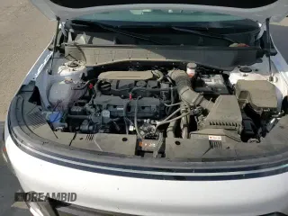 2024 Hyundai Kona Limited с VIN KM8HE3A37RU062320, выставлен на аукционе Copart как лот 71208255 с пробегом 5 547 миль миль и Списание • Salvage title. История ставок и продаж доступна на DreamBid. Изображение 14.